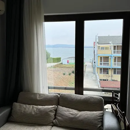 Relaxing - 100 Meters From The Sea * Tschernomorez