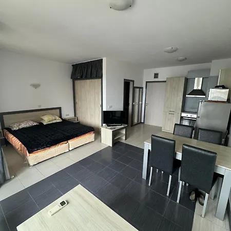 Apartment Relaxing - 100 Meters From The Sea